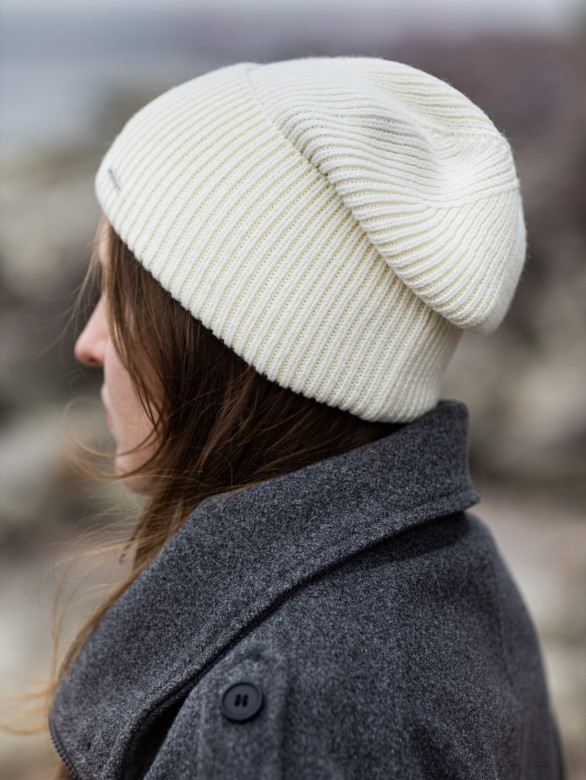 Шапка женская 12089 MARHATTER белый (56-58) Шапка женская 12089 MARHATTER белый (56-58)