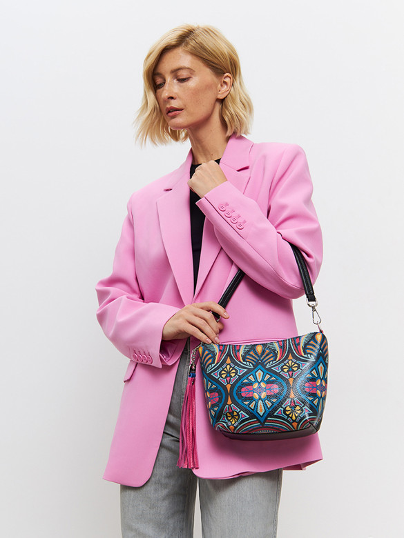 Сумка Curanni 2420 орнаменто черная Сумка Curanni 2420 орнаменто черная