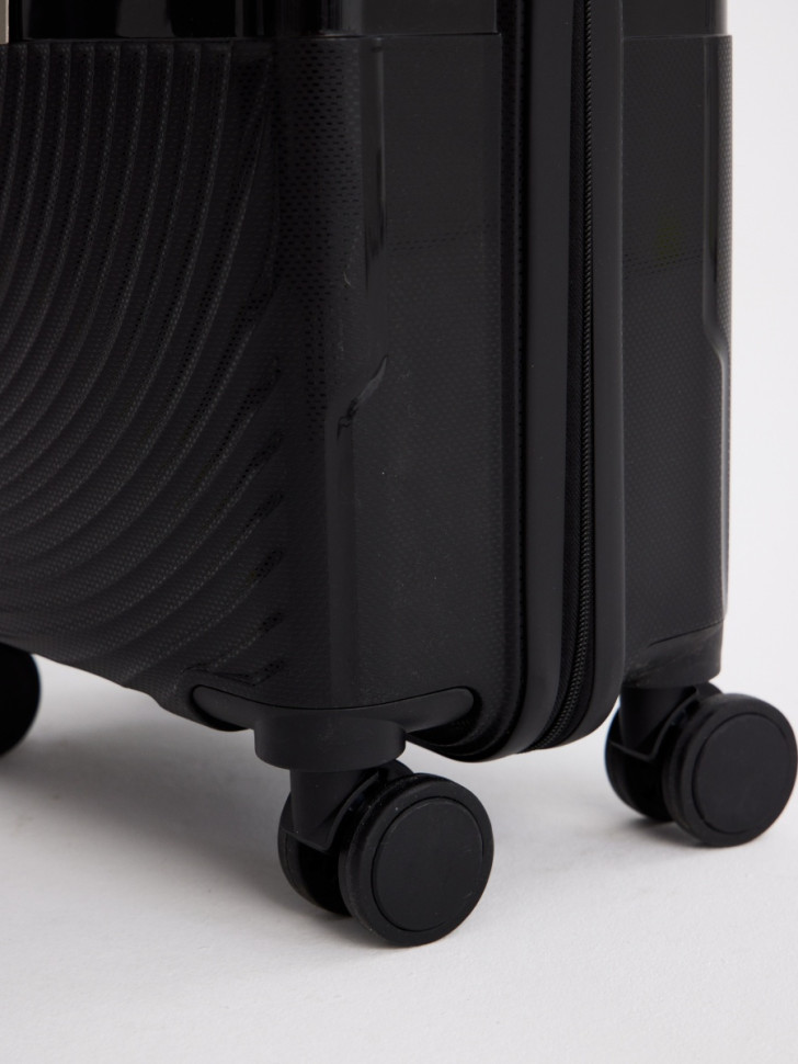 Чемодан L'Case, San Marino без расширения Чемодан L'Case, San Marino без расширения