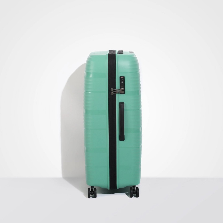 Чемодан Eberhart Wave 46W-022 полипропилен 4 колеса зелёный