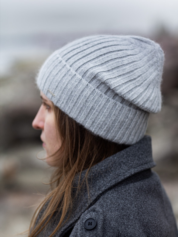 Шапка женская 11542 MARHATTER светло-серый (56-58)
