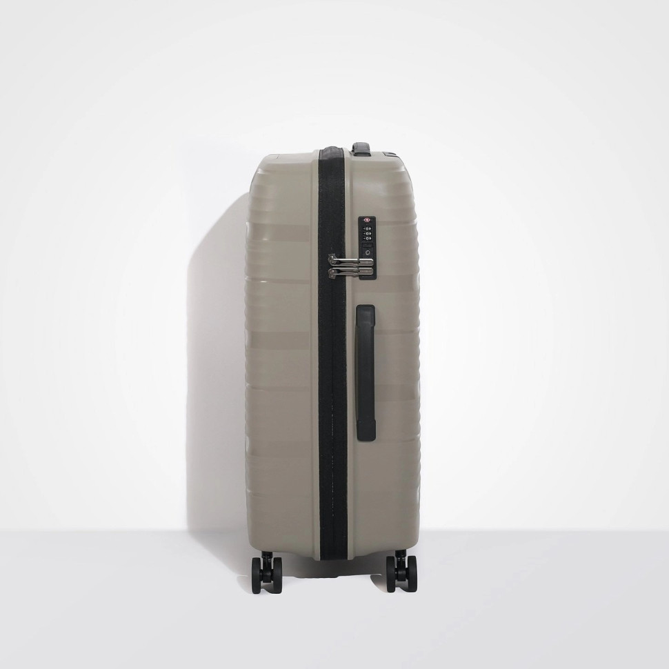 Чемодан Eberhart 46W Wave полипропилен 