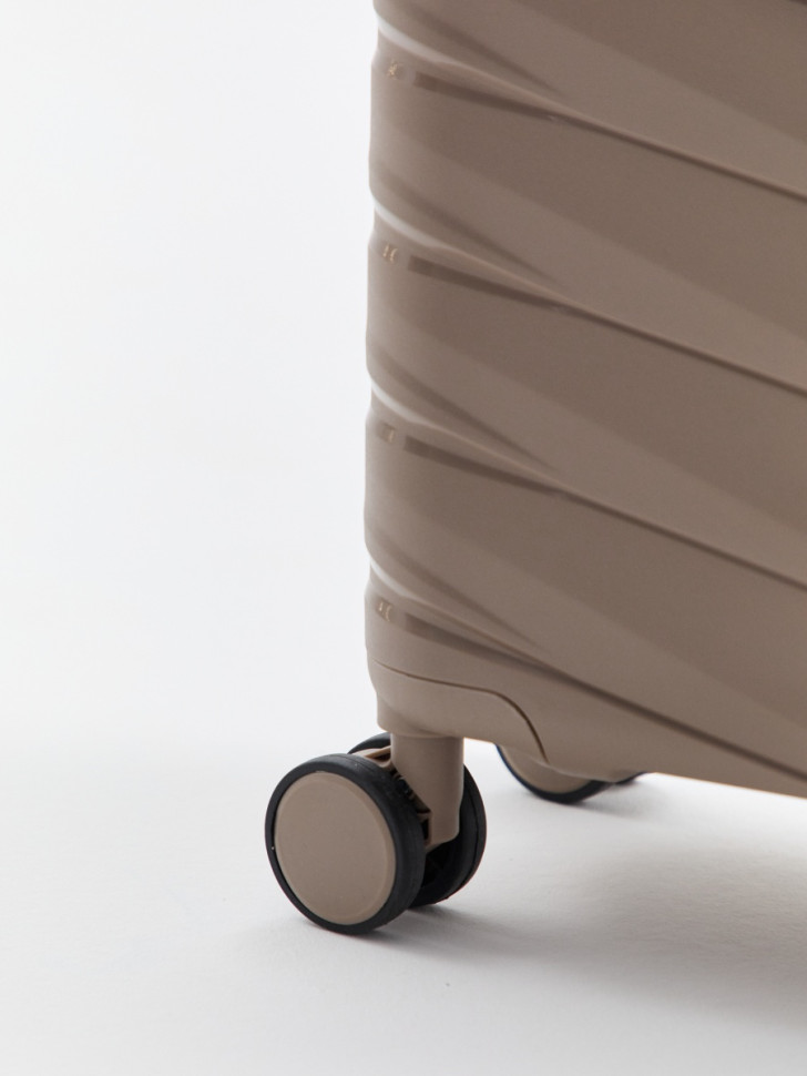 Чемодан L'Case, Valencia без расширения Чемодан L'Case, Valencia без расширения