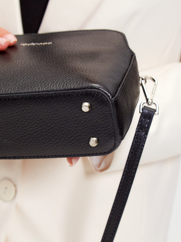 Сумка Curanni 2537 вителло черная Сумка Curanni 2537 вителло черная