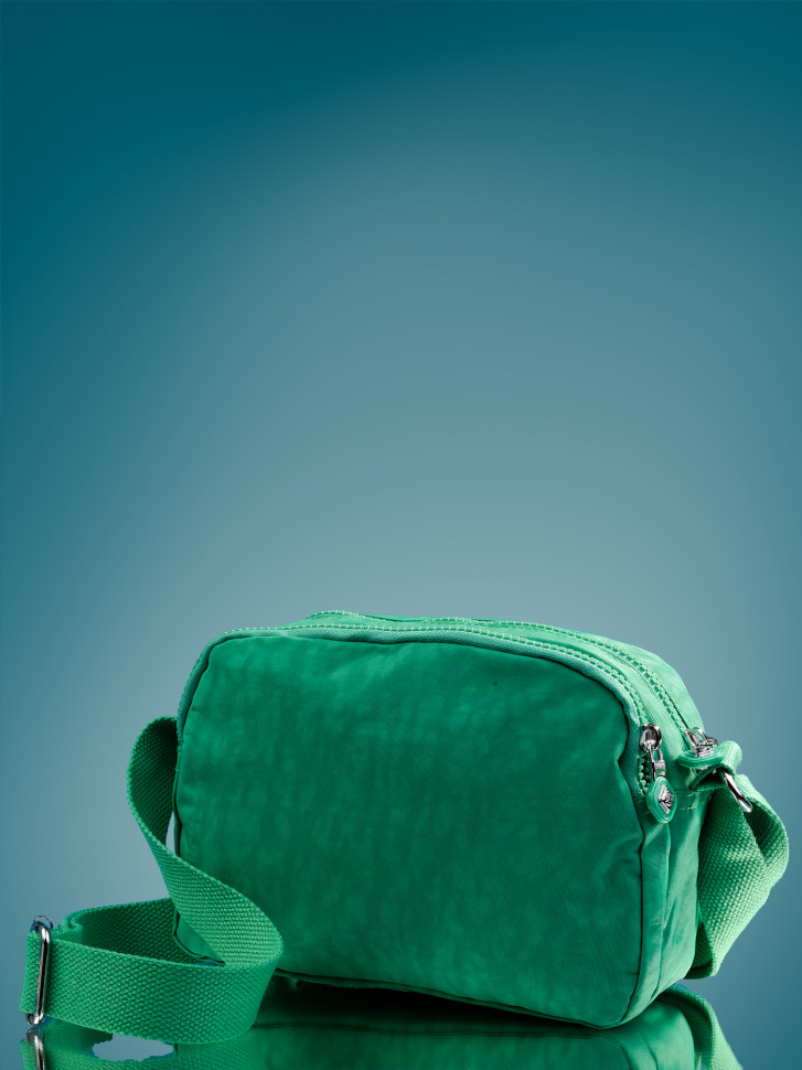 Сумка женская Bobo 8207 ярко-зелёная Сумка женская Bobo 8207 ярко-зелёная