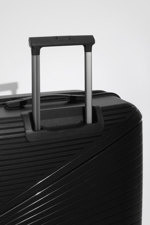 Чемодан Eberhart 49M Miracle полипропилен 