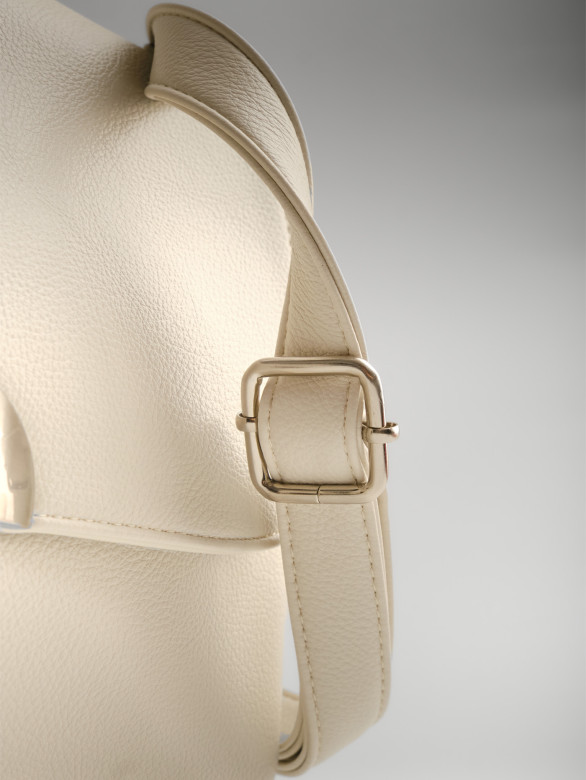 Сумк Gilda Tohetti 60614 l.beige Сумк Gilda Tohetti 60614 l.beige