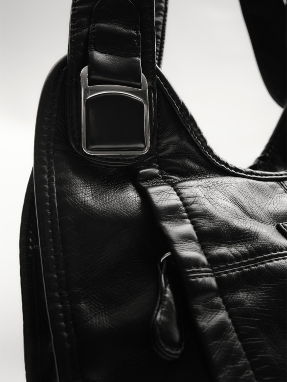 Сумка Runyi 9819 black Сумка Runyi 9819 black