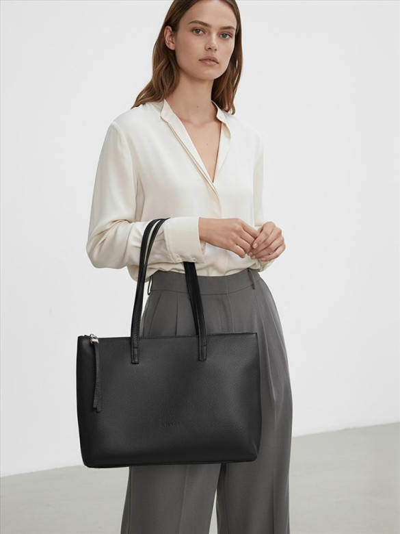 Сумка Richet 3202LN 376 чёрная Сумка Richet 3202LN 376 чёрная