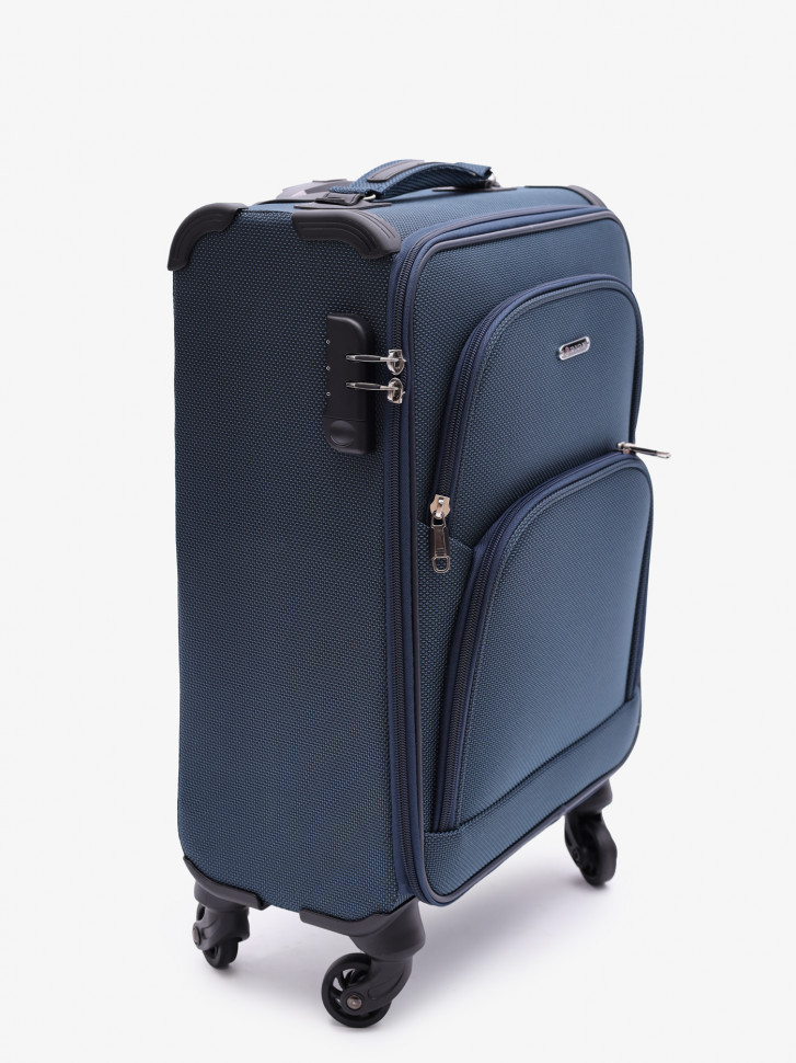 Чемодан для ручной клади Rion+, 453/4  18" Чемодан для ручной клади Rion+, 453/4  18"