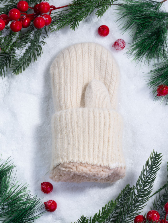 Варежки женские Корона 6559 кремовые