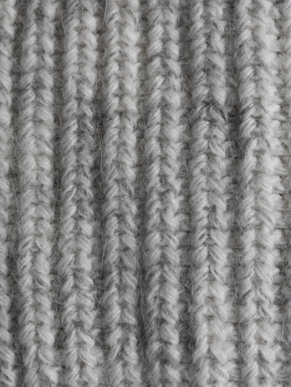 Шапка женская 12650 MARHATTER серо-белый (56-58)