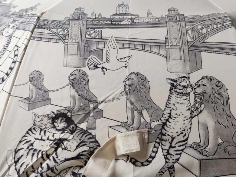 Зонт женский EuroClim 1843 "Коты", бежевый, полный автомат Зонт женский EuroClim 1843 "Коты", бежевый, полный автомат