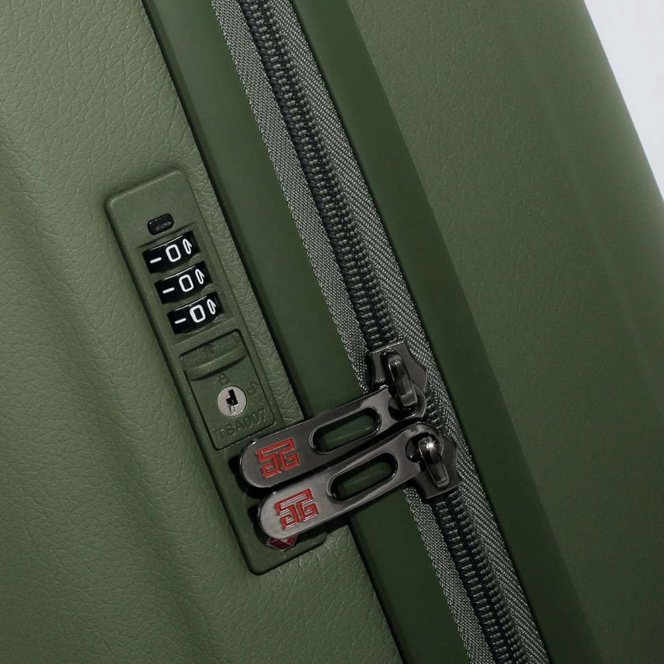  Чемодан Eberhart 06R Riviera 4 колеса