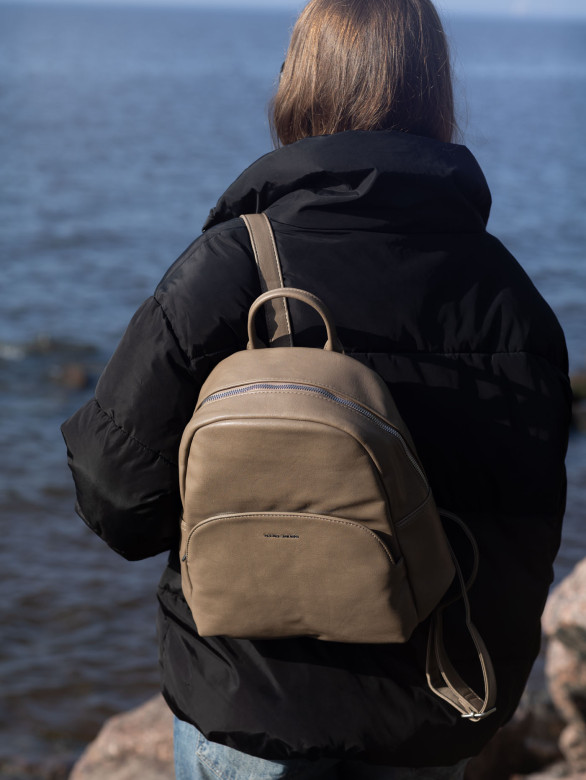 Рюкзак городской David Jones 7727 warm taupe