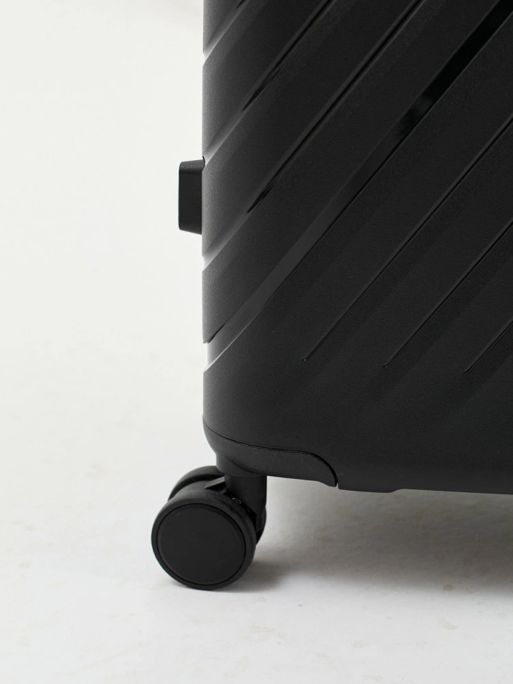 Чемодан L'Case, Basel без расширения Чемодан L'Case, Basel без расширения