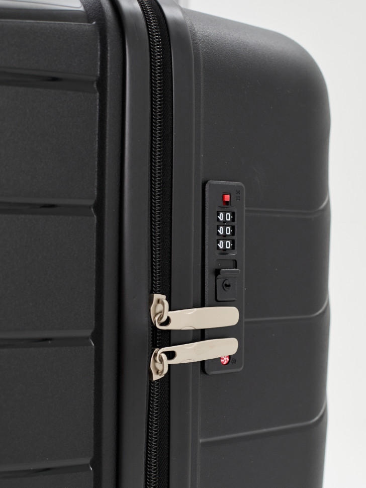 Чемодан L'Case, Basel без расширения Чемодан L'Case, Basel без расширения